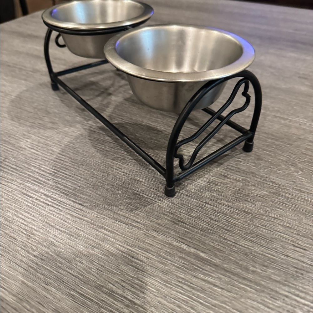 Raised Stainless Steel Double Dog Bowl – Food & Water Stand
